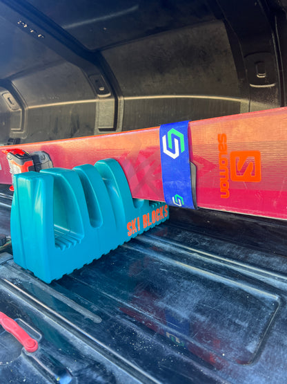 Magnetic SKI BLOCKS Pair
